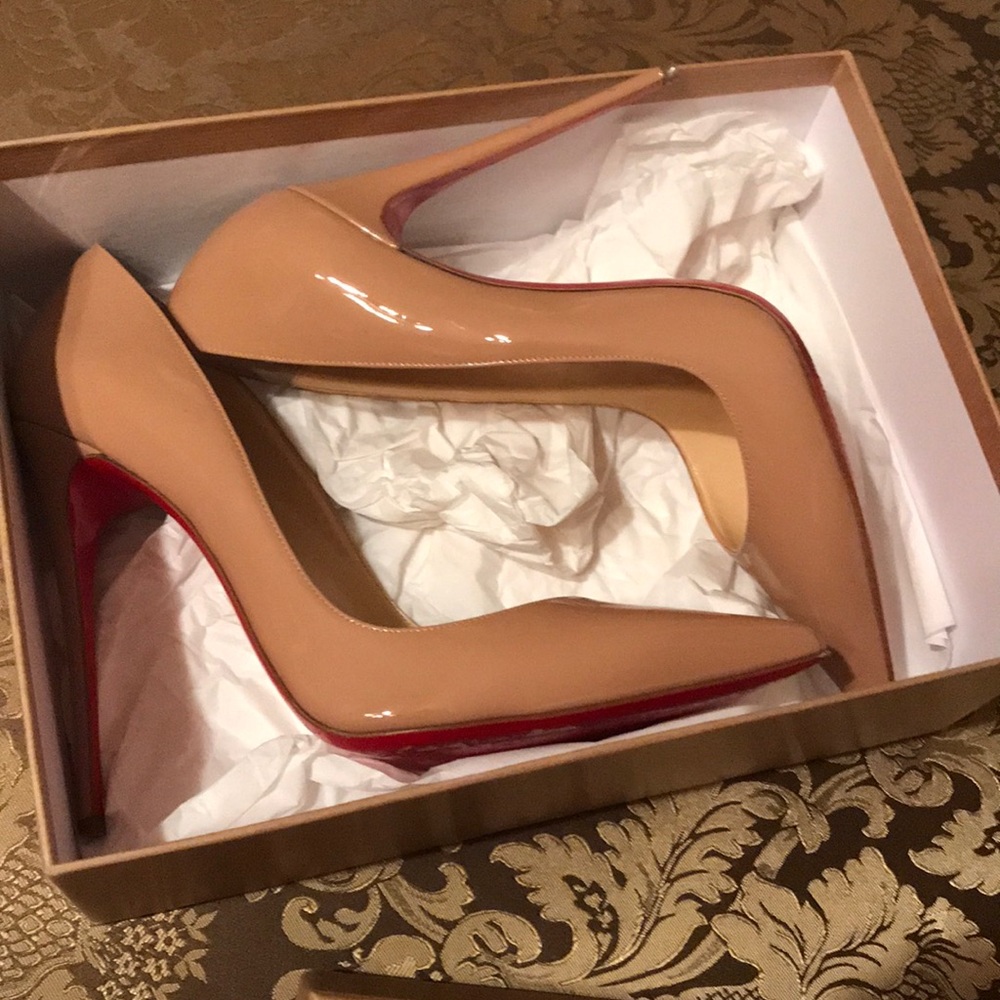 Nude So Kate